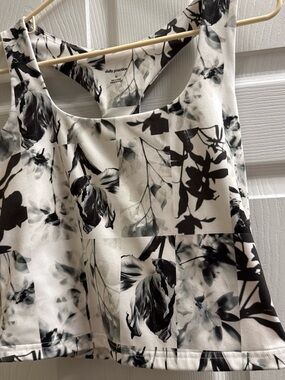 Daily Practice Black & White Floral Sports Bra Tank
